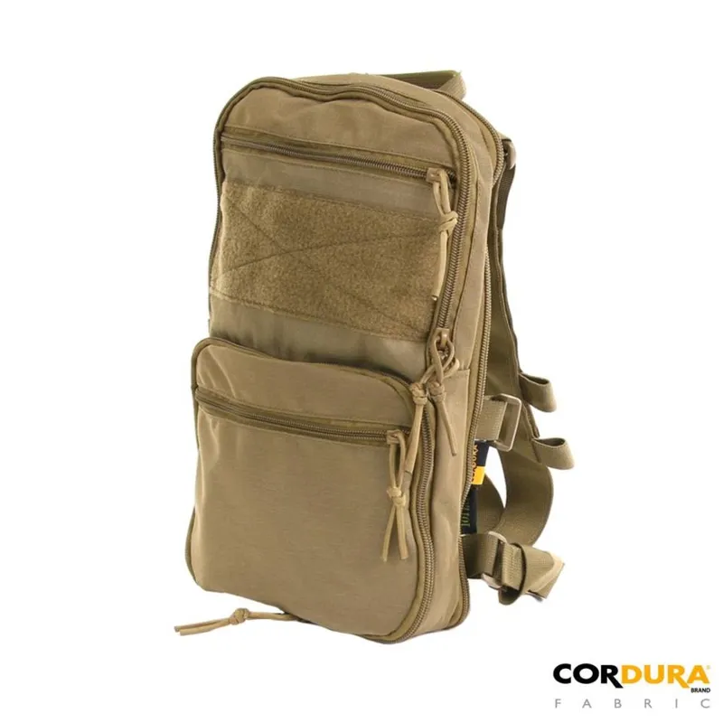 101 Inc Flat Pack 14L · Coyote