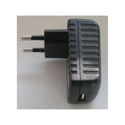 USB y Toma de Corriente 220 V para Linternas - Albainox