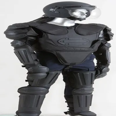 Suit Polietileno con PROTECCIóN Tronco, Hombreras,Brazos, Piernas y Guantes - M.T.P. Tactical