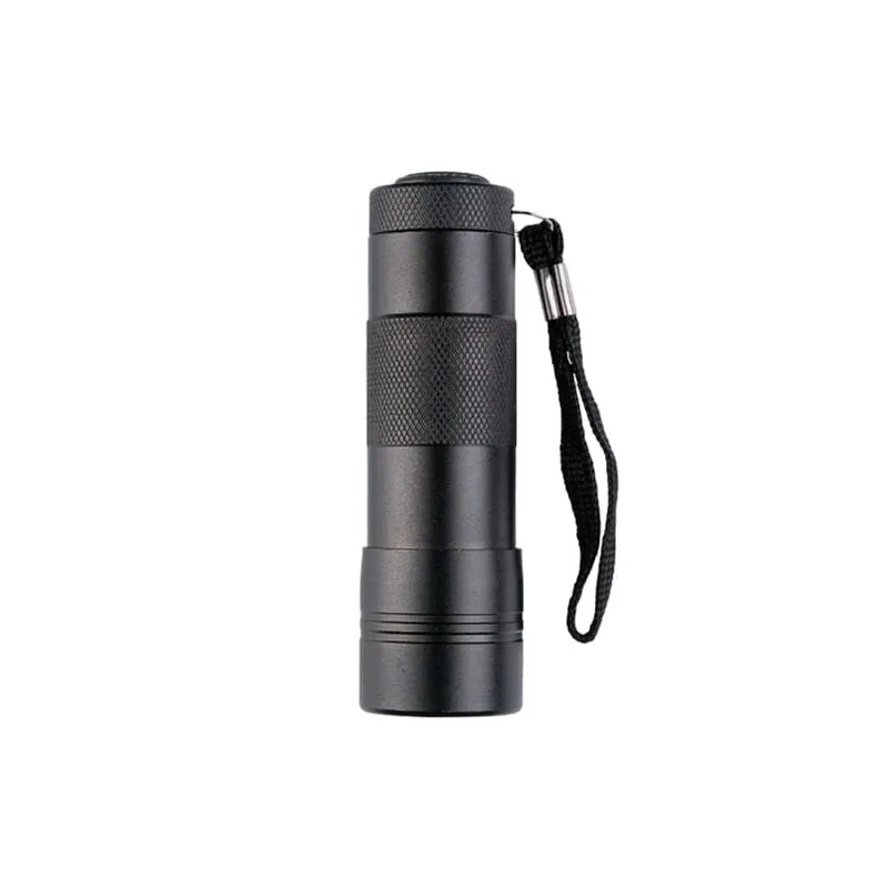 Mil-Tec Svítilna 12 LED ČERNÁ
